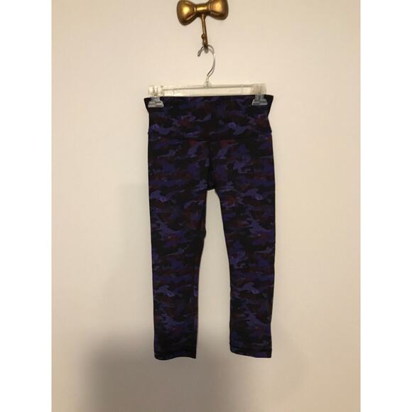 Lululemon Women's Wunder Under Crop III Hounds Camo Emperor Blue Black - Size 4 - Picture 1 of 6